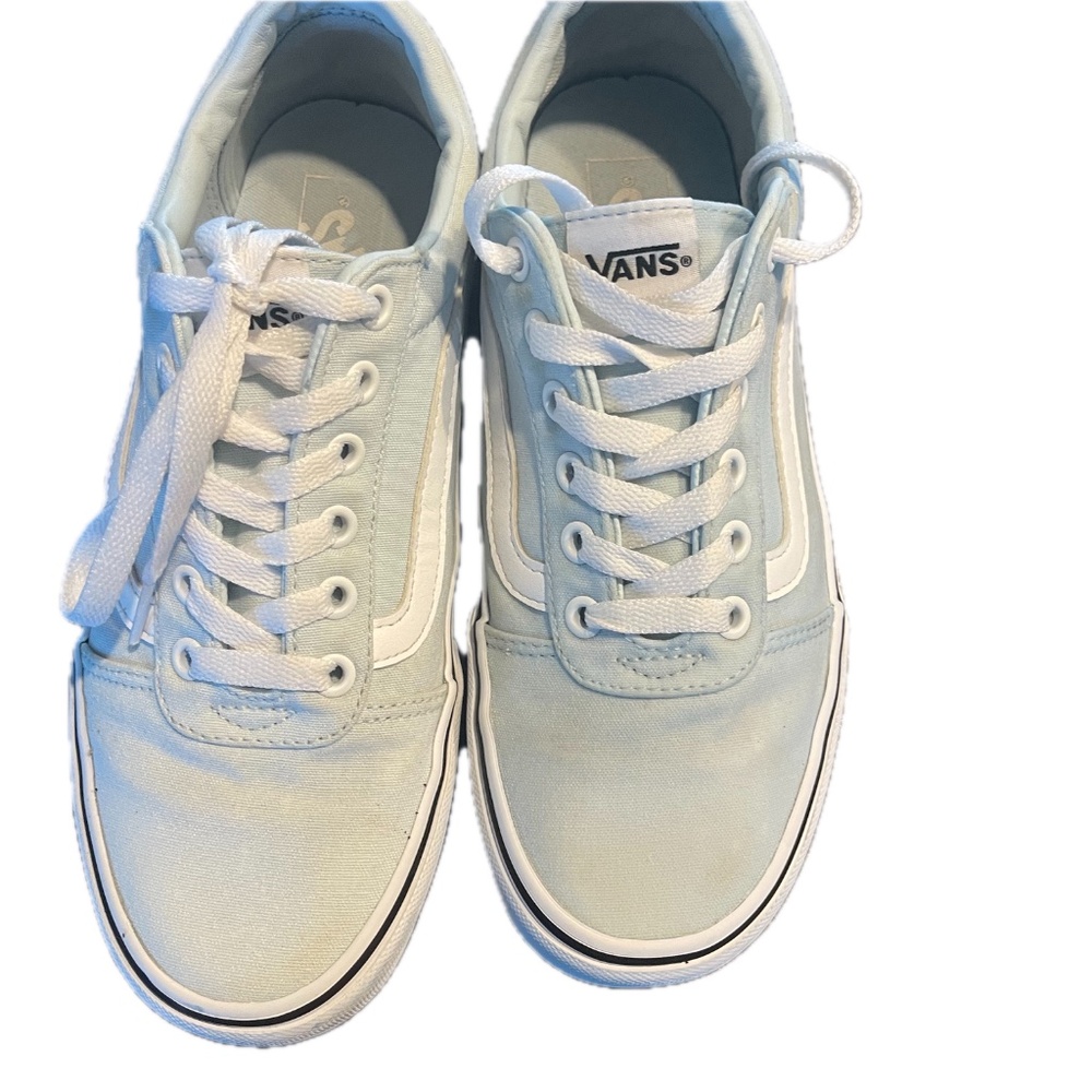 sneakers - Picture 2 of 5